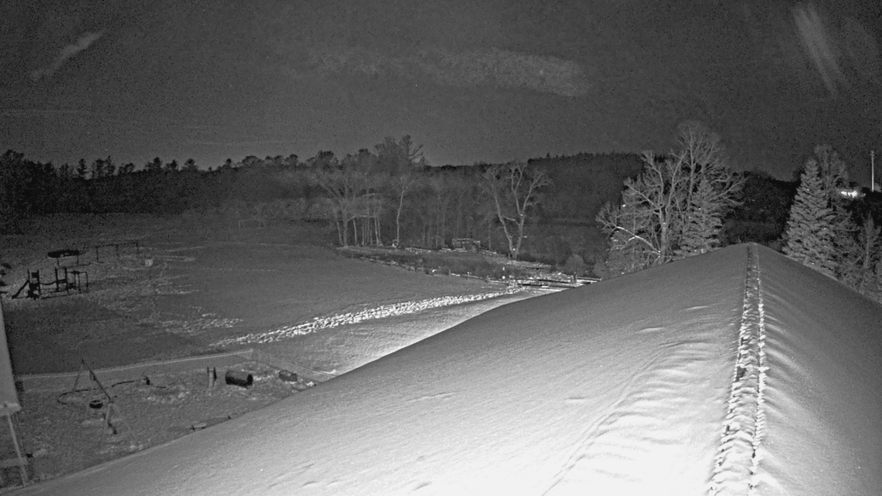 Thumbnail for current weather camera view from St Johns Lutheran School in Newburg, Wisconsin