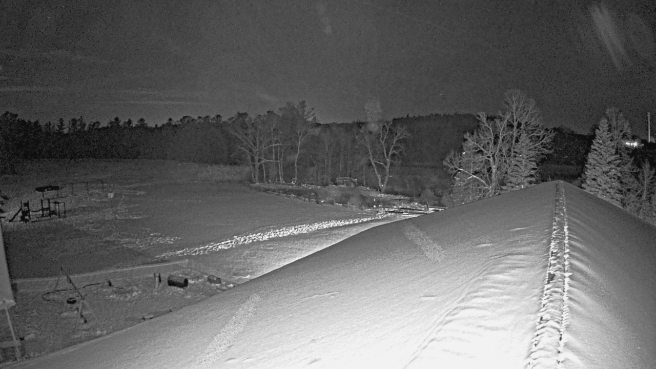 Thumbnail for current weather camera view from St Johns Lutheran School in Newburg, Wisconsin