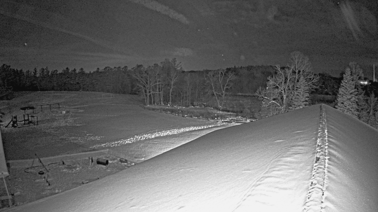 Thumbnail for current weather camera view from St Johns Lutheran School in Newburg, Wisconsin