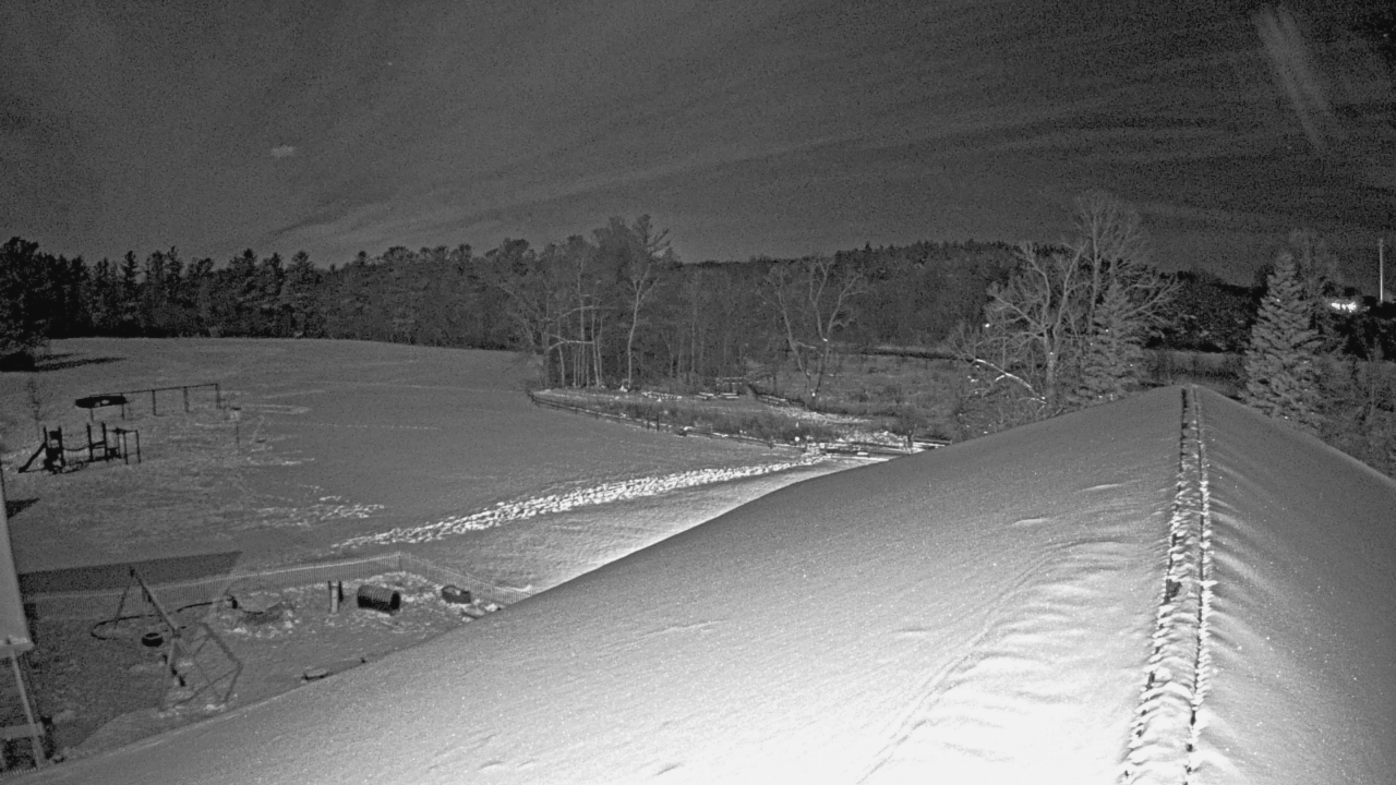 Thumbnail for current weather camera view from St Johns Lutheran School in Newburg, Wisconsin