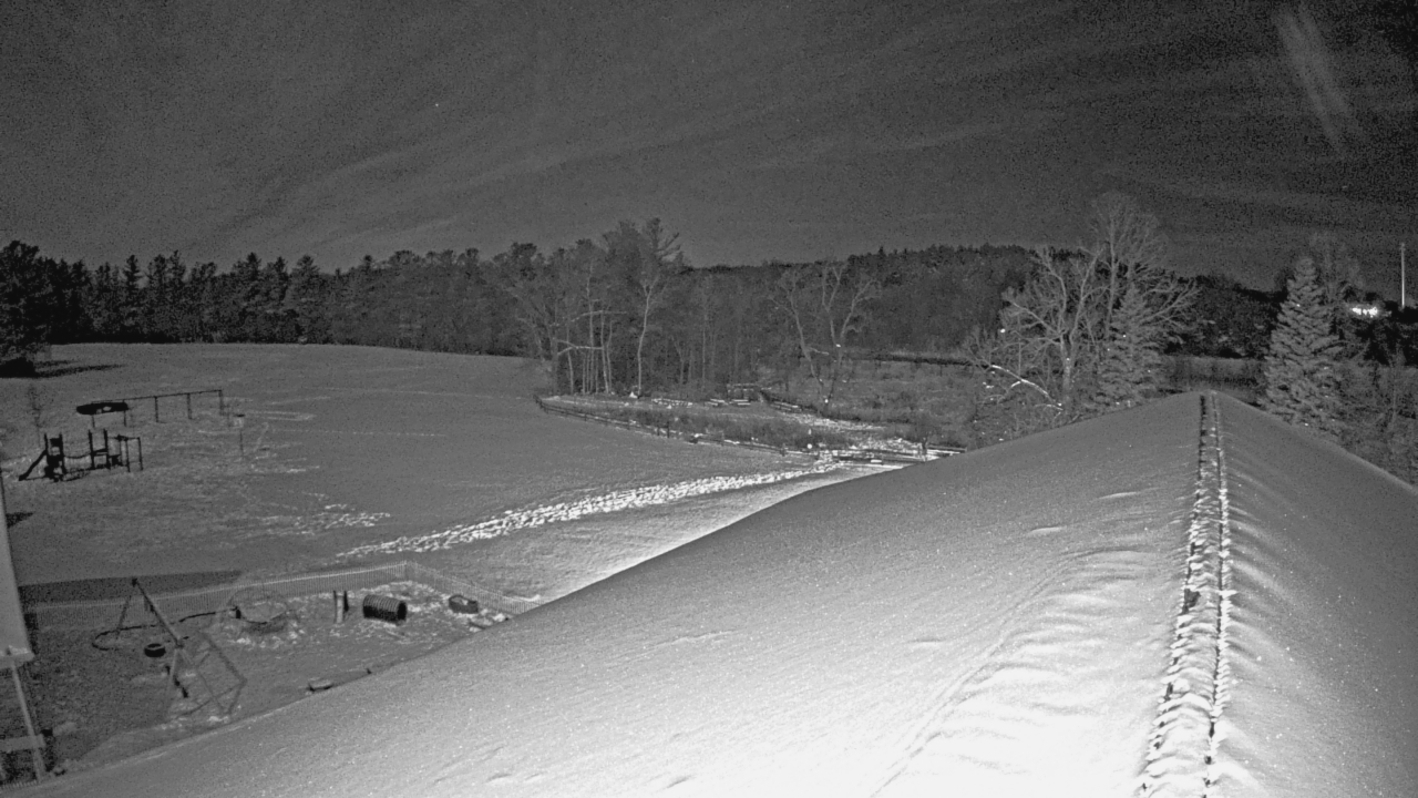 Thumbnail for current weather camera view from St Johns Lutheran School in Newburg, Wisconsin