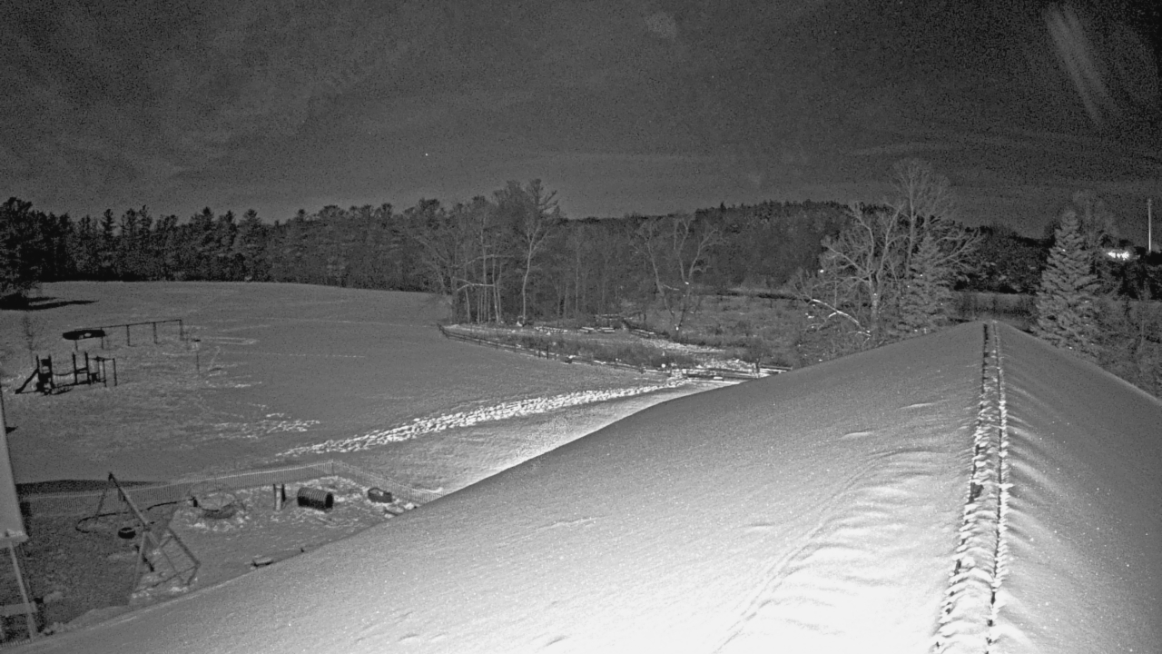 Thumbnail for current weather camera view from St Johns Lutheran School in Newburg, Wisconsin