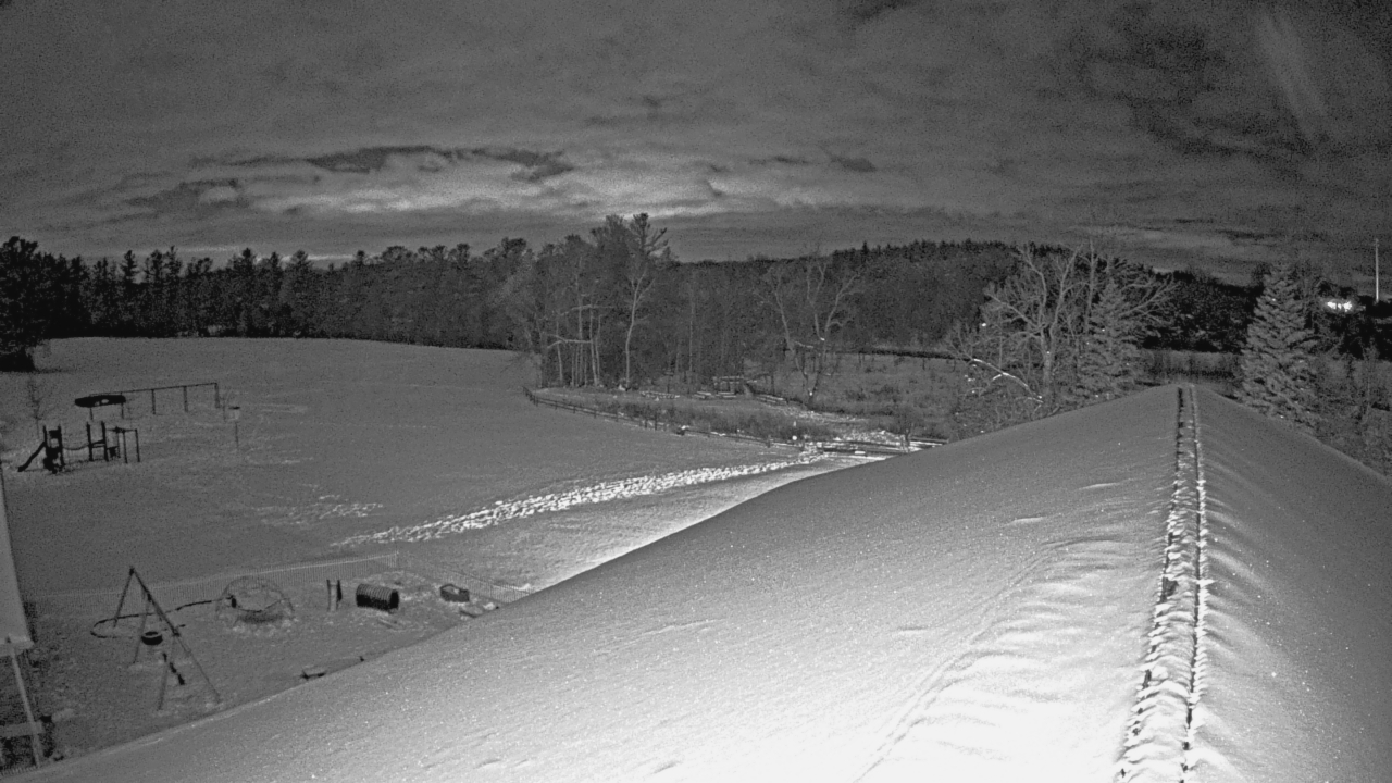 Thumbnail for current weather camera view from St Johns Lutheran School in Newburg, Wisconsin