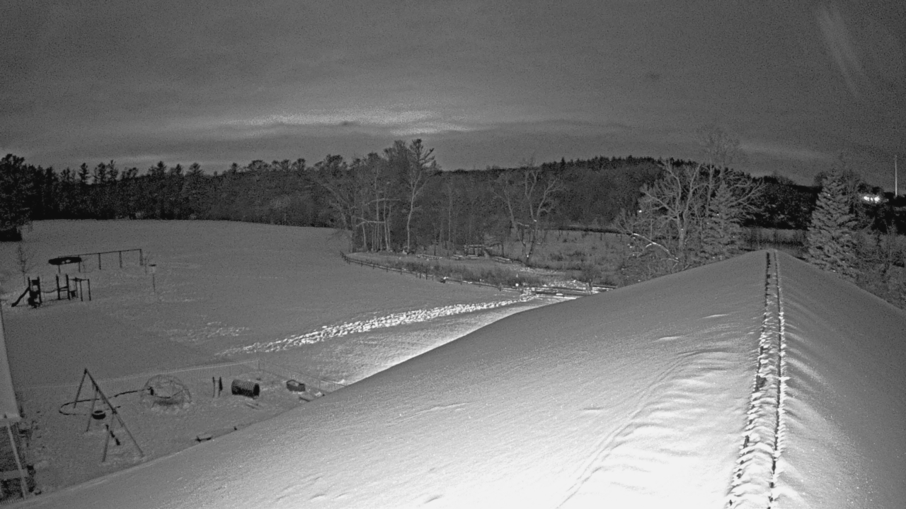 Thumbnail for current weather camera view from St Johns Lutheran School in Newburg, Wisconsin