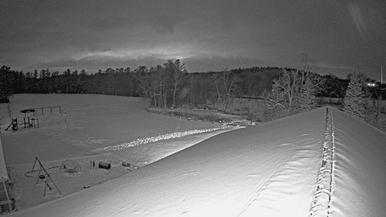 Thumbnail for current weather camera view from St Johns Lutheran School in Newburg, Wisconsin