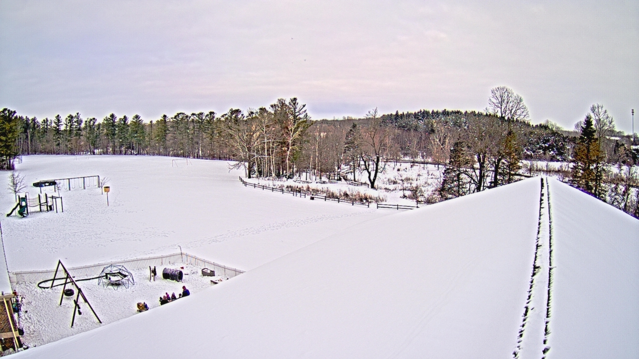 Thumbnail for current weather camera view from St Johns Lutheran School in Newburg, Wisconsin