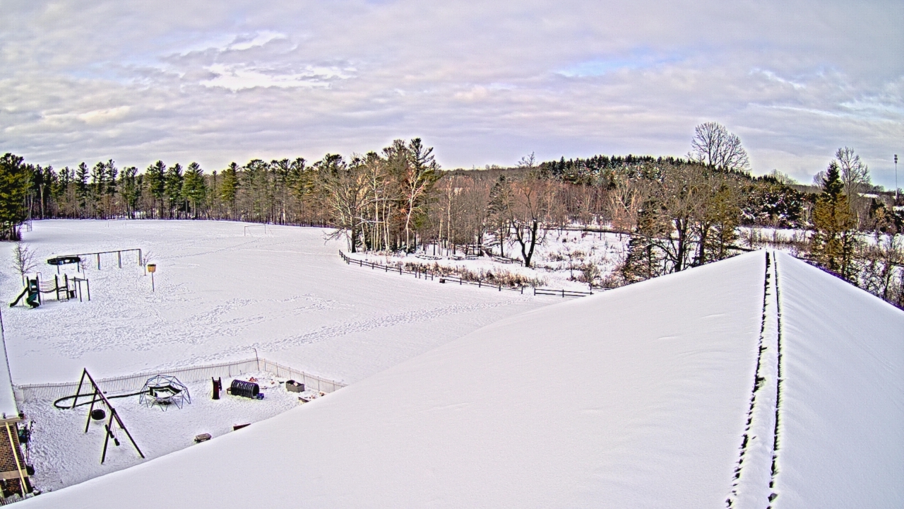 Thumbnail for current weather camera view from St Johns Lutheran School in Newburg, Wisconsin