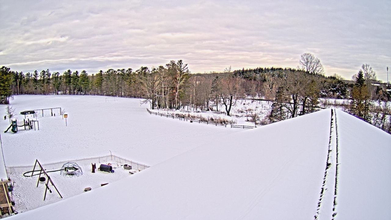 Thumbnail for current weather camera view from St Johns Lutheran School in Newburg, Wisconsin