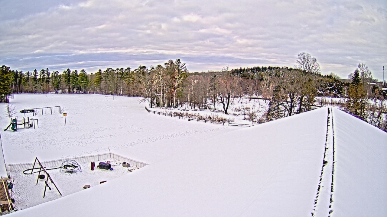 Thumbnail for current weather camera view from St Johns Lutheran School in Newburg, Wisconsin