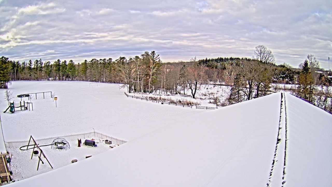 Thumbnail for current weather camera view from St Johns Lutheran School in Newburg, Wisconsin