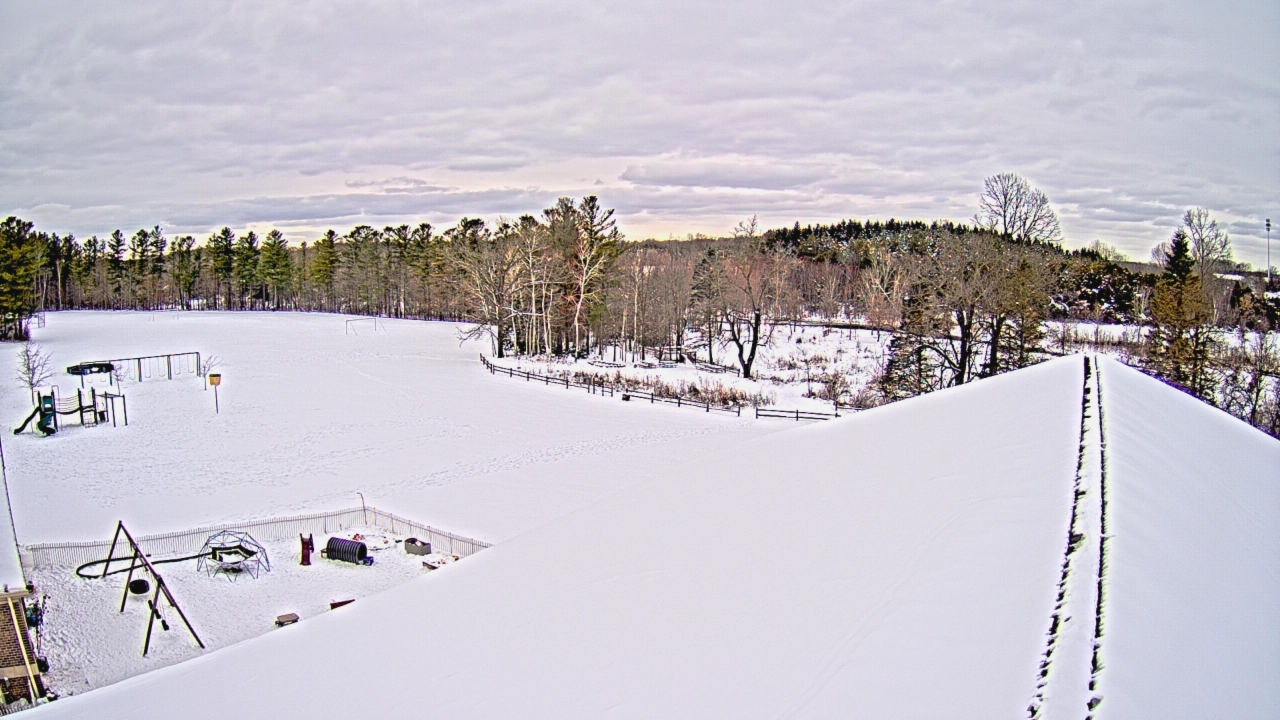 Thumbnail for current weather camera view from St Johns Lutheran School in Newburg, Wisconsin