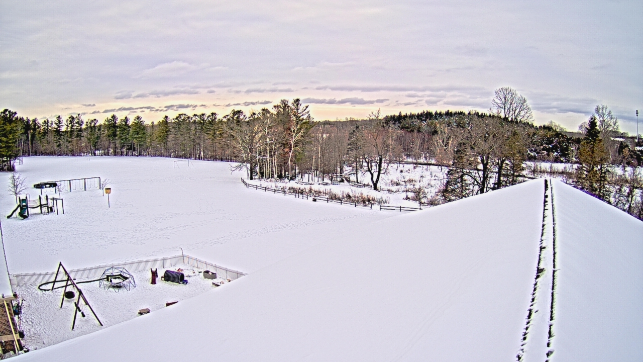 Thumbnail for current weather camera view from St Johns Lutheran School in Newburg, Wisconsin