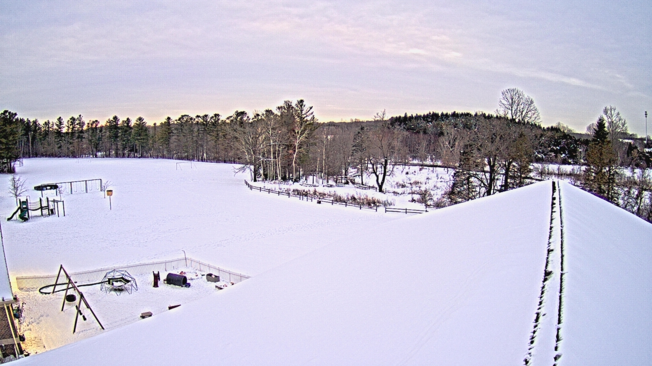 Thumbnail for current weather camera view from St Johns Lutheran School in Newburg, Wisconsin