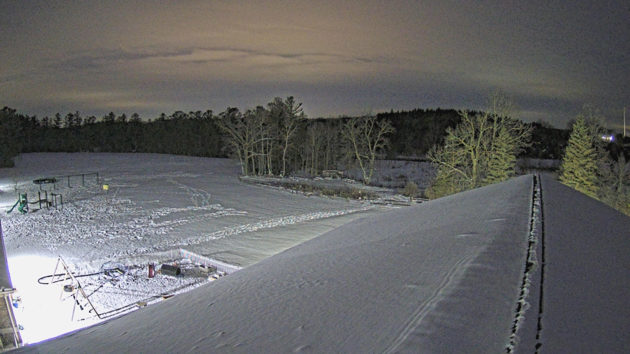 Thumbnail for current weather camera view from St Johns Lutheran School in Newburg, Wisconsin