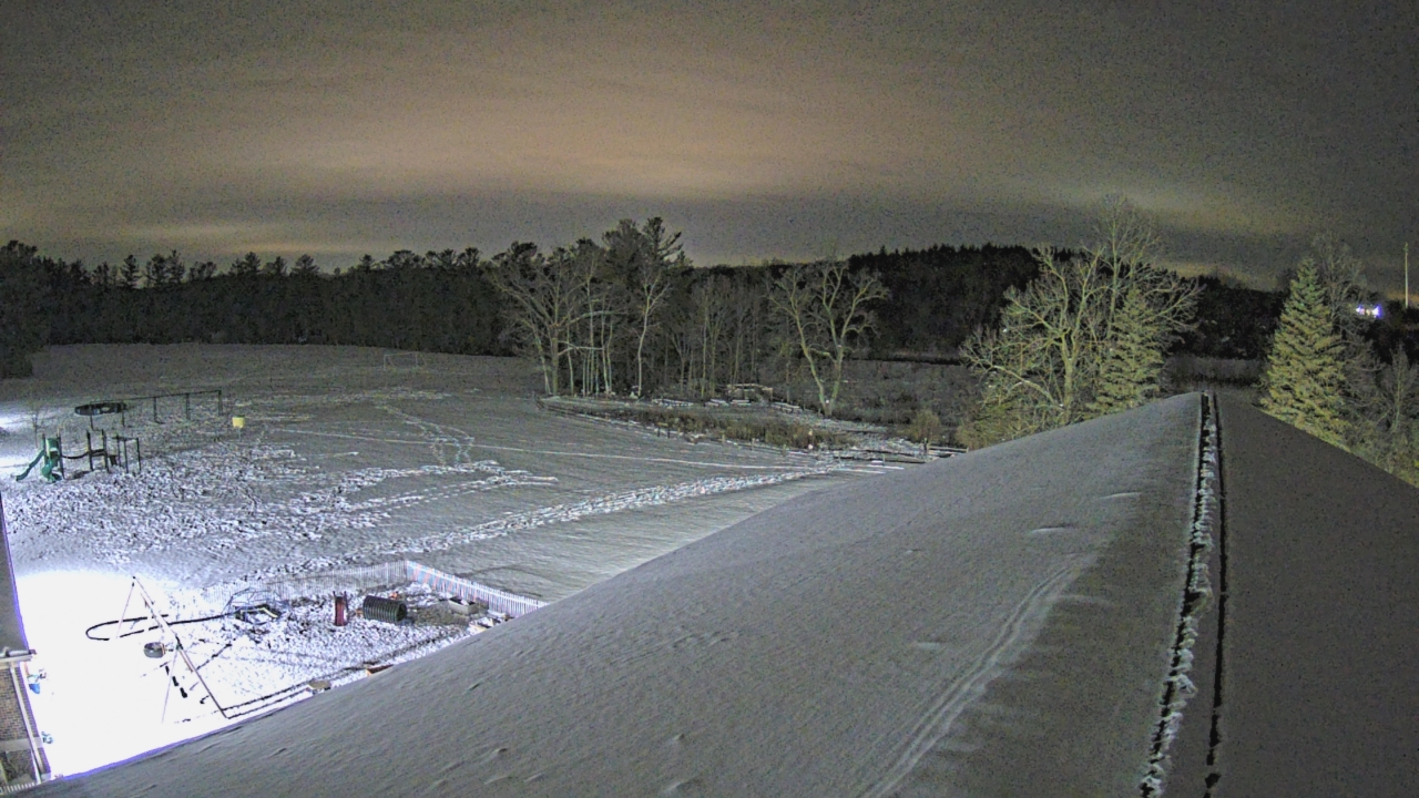Thumbnail for current weather camera view from St Johns Lutheran School in Newburg, Wisconsin