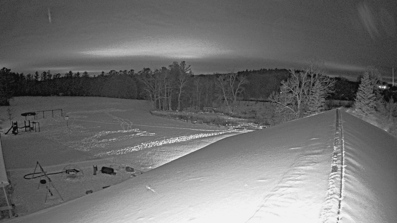 Thumbnail for current weather camera view from St Johns Lutheran School in Newburg, Wisconsin