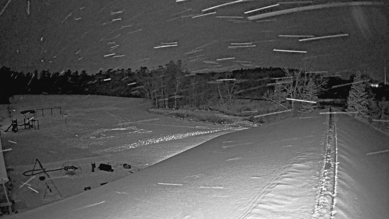 Thumbnail for current weather camera view from St Johns Lutheran School in Newburg, Wisconsin