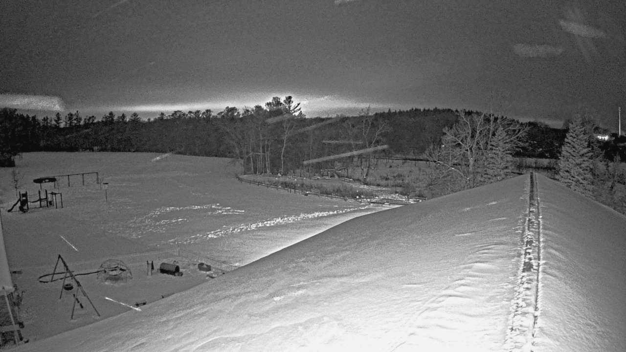 Thumbnail for current weather camera view from St Johns Lutheran School in Newburg, Wisconsin