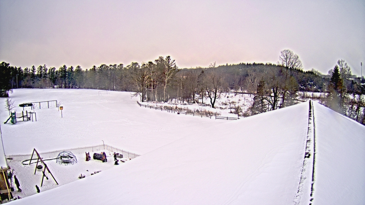 Thumbnail for current weather camera view from St Johns Lutheran School in Newburg, Wisconsin