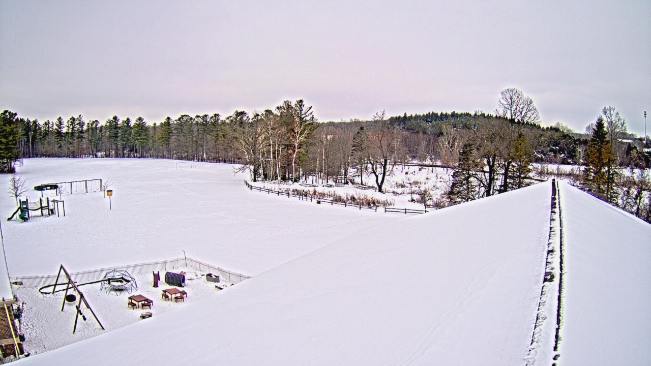 Thumbnail for current weather camera view from St Johns Lutheran School in Newburg, Wisconsin