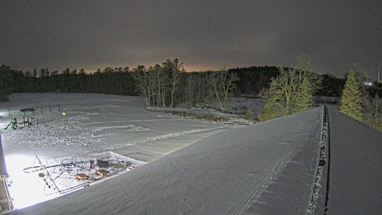 Thumbnail for current weather camera view from St Johns Lutheran School in Newburg, Wisconsin