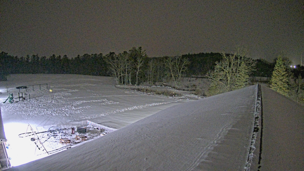 Thumbnail for current weather camera view from St Johns Lutheran School in Newburg, Wisconsin