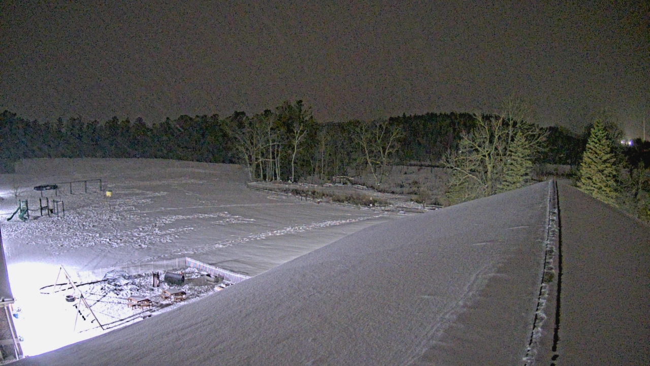 Thumbnail for current weather camera view from St Johns Lutheran School in Newburg, Wisconsin