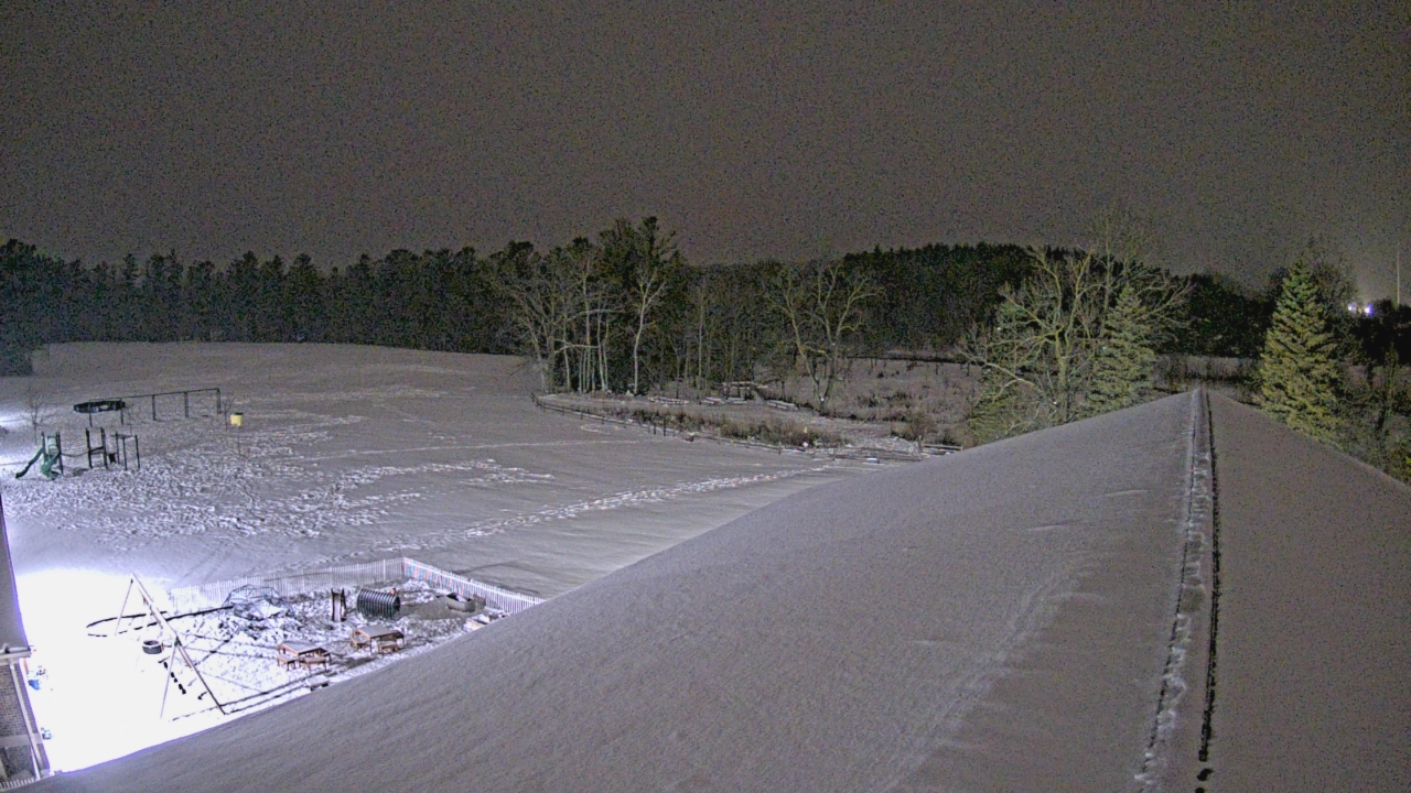 Thumbnail for current weather camera view from St Johns Lutheran School in Newburg, Wisconsin