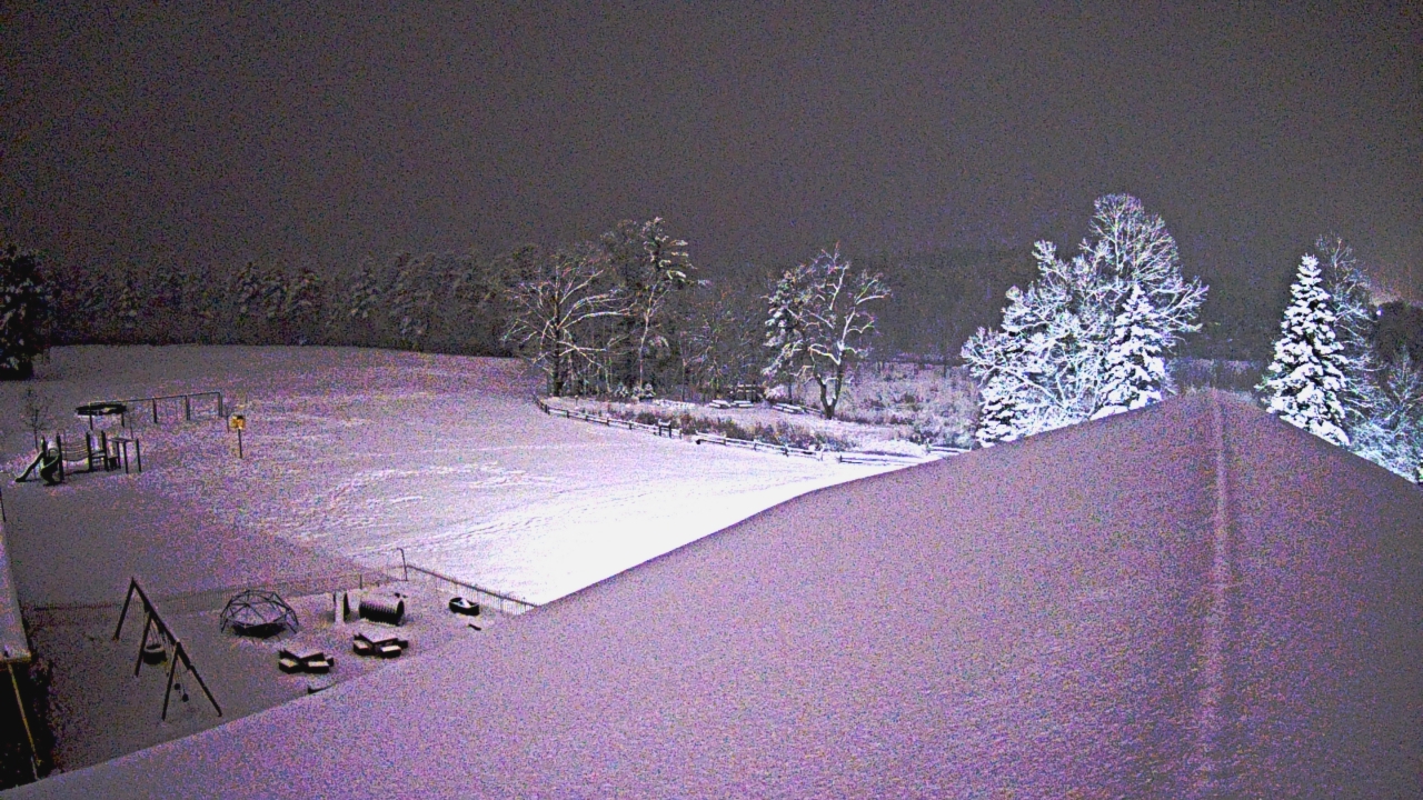 Thumbnail for current weather camera view from St Johns Lutheran School in Newburg, Wisconsin