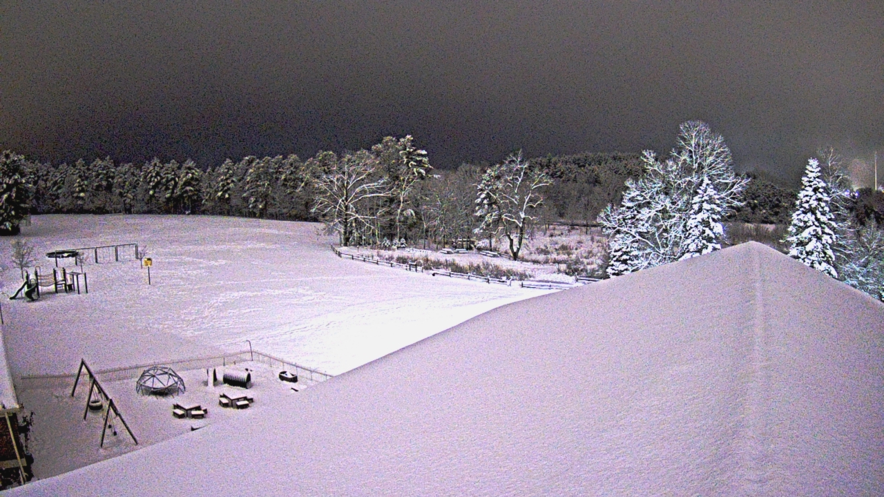 Thumbnail for current weather camera view from St Johns Lutheran School in Newburg, Wisconsin