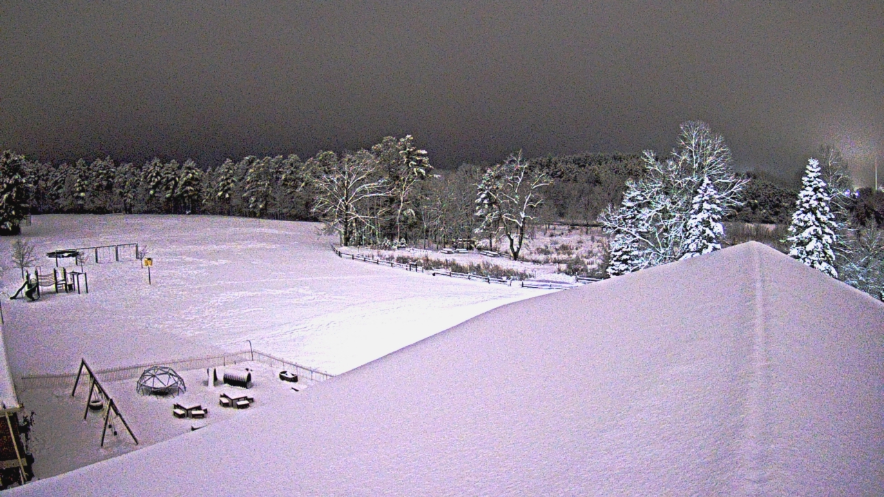 Thumbnail for current weather camera view from St Johns Lutheran School in Newburg, Wisconsin