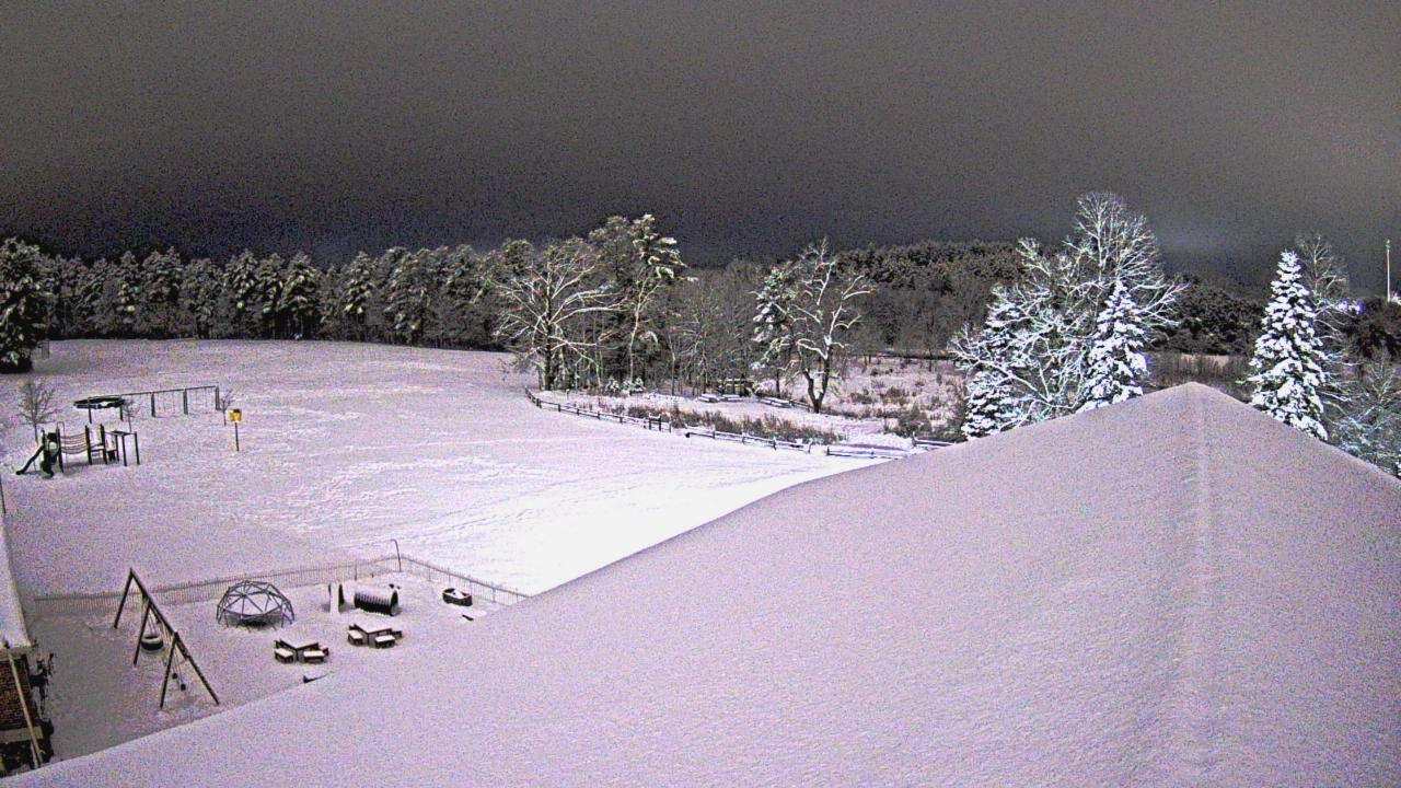 Thumbnail for current weather camera view from St Johns Lutheran School in Newburg, Wisconsin