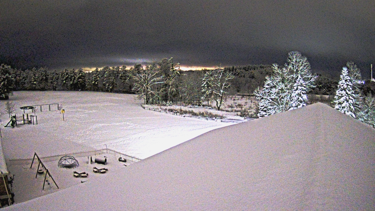 Thumbnail for current weather camera view from St Johns Lutheran School in Newburg, Wisconsin