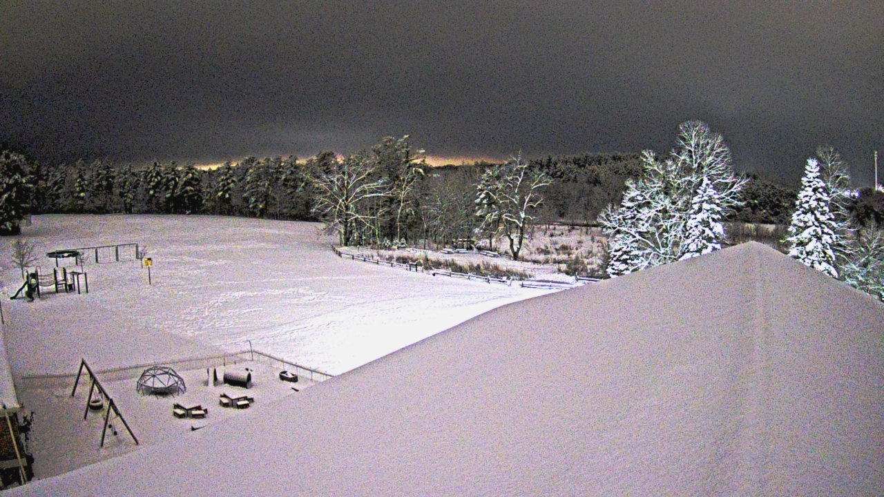 Thumbnail for current weather camera view from St Johns Lutheran School in Newburg, Wisconsin