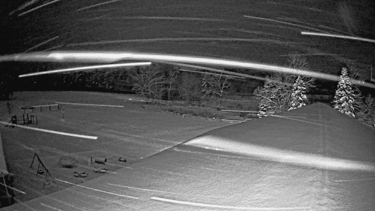 Thumbnail for current weather camera view from St Johns Lutheran School in Newburg, Wisconsin