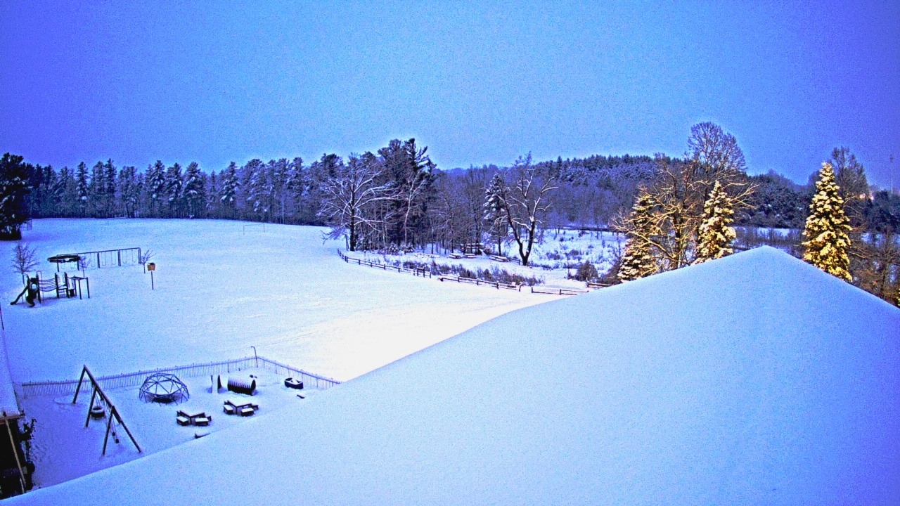 Thumbnail for current weather camera view from St Johns Lutheran School in Newburg, Wisconsin