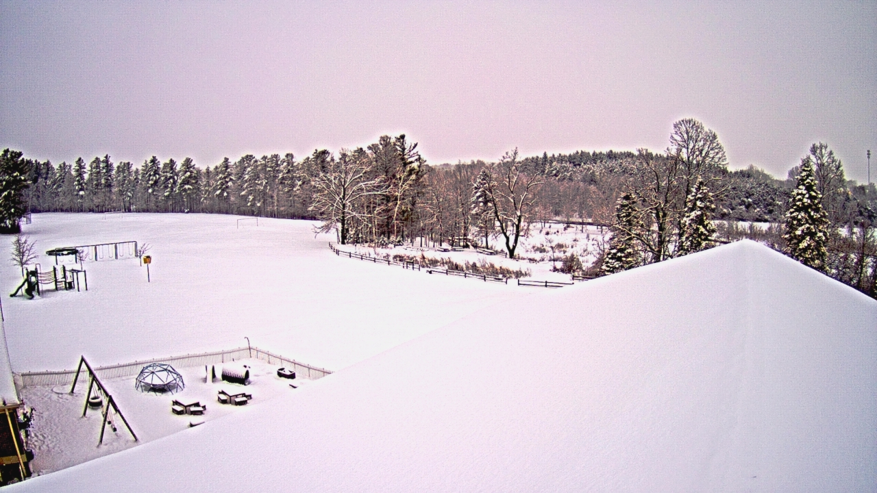 Thumbnail for current weather camera view from St Johns Lutheran School in Newburg, Wisconsin