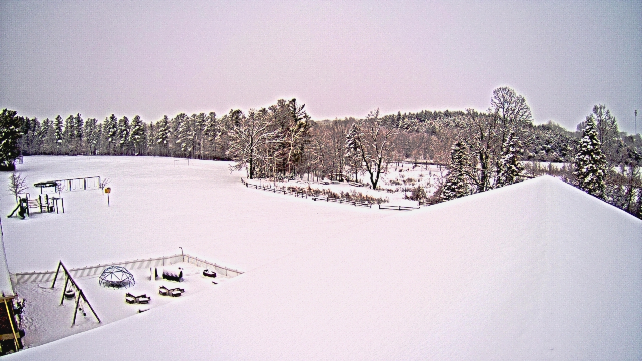 Thumbnail for current weather camera view from St Johns Lutheran School in Newburg, Wisconsin