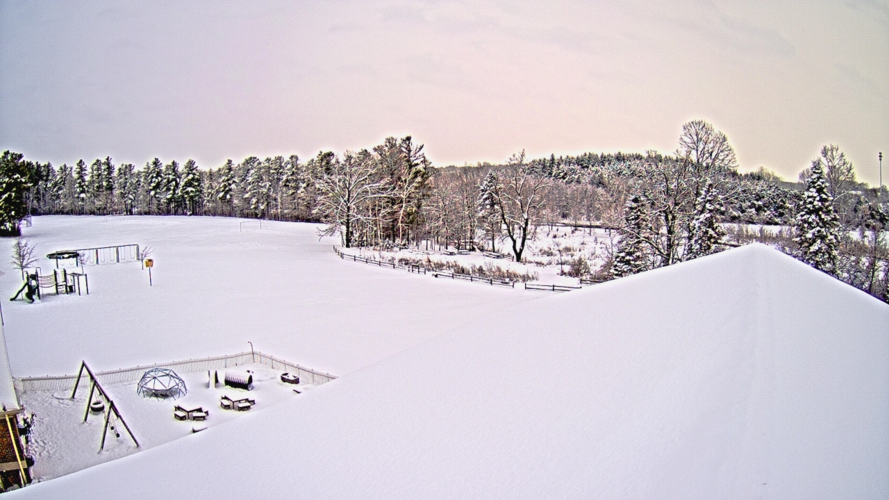 Thumbnail for current weather camera view from St Johns Lutheran School in Newburg, Wisconsin
