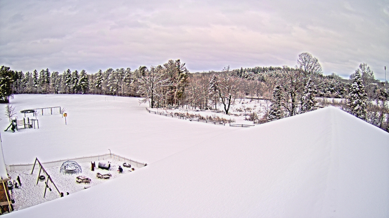 Thumbnail for current weather camera view from St Johns Lutheran School in Newburg, Wisconsin