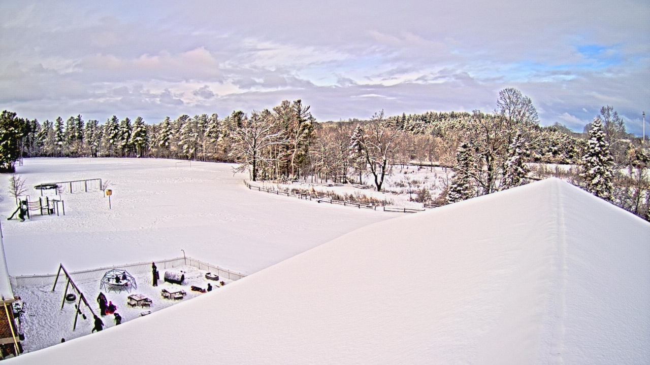 Thumbnail for current weather camera view from St Johns Lutheran School in Newburg, Wisconsin
