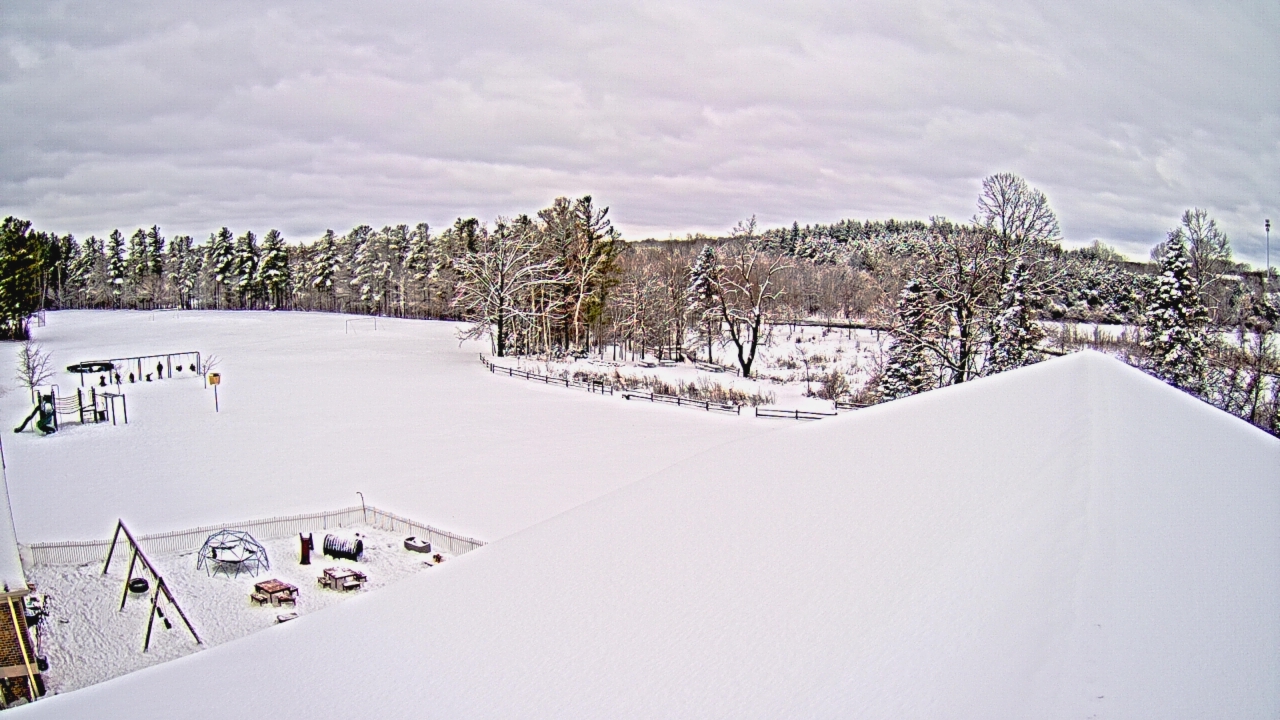 Thumbnail for current weather camera view from St Johns Lutheran School in Newburg, Wisconsin