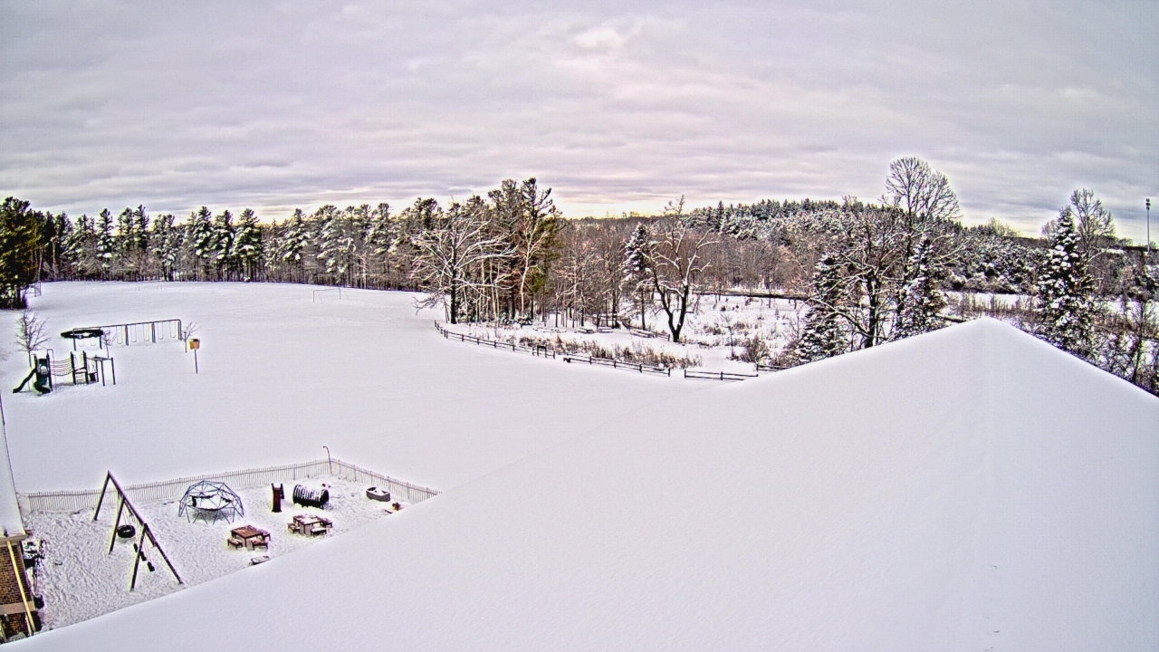 Thumbnail for current weather camera view from St Johns Lutheran School in Newburg, Wisconsin