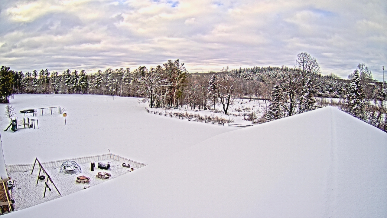 Thumbnail for current weather camera view from St Johns Lutheran School in Newburg, Wisconsin