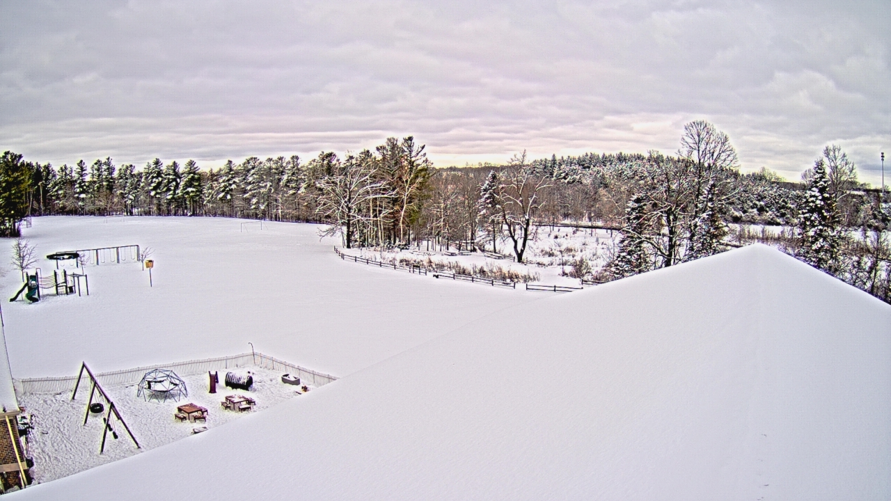 Thumbnail for current weather camera view from St Johns Lutheran School in Newburg, Wisconsin