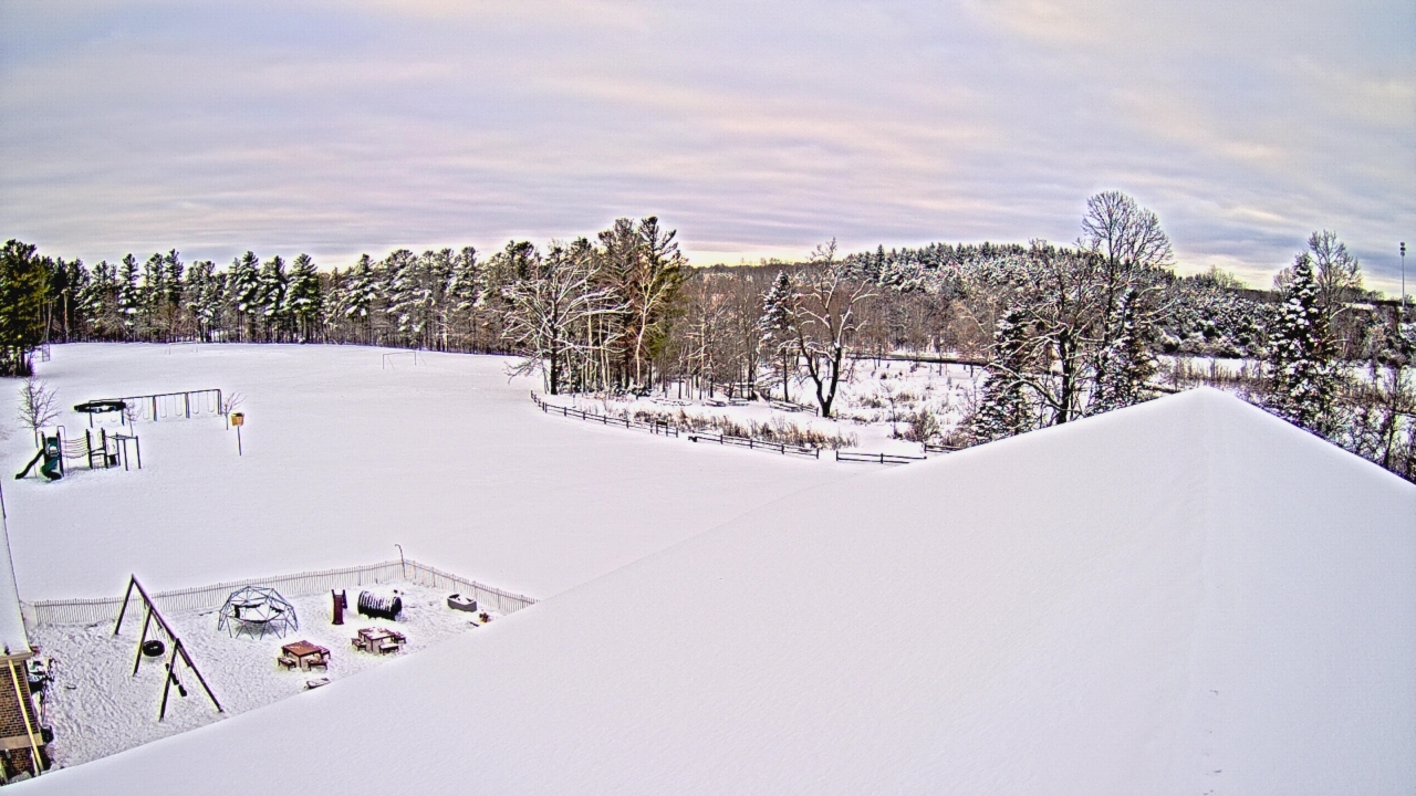 Thumbnail for current weather camera view from St Johns Lutheran School in Newburg, Wisconsin