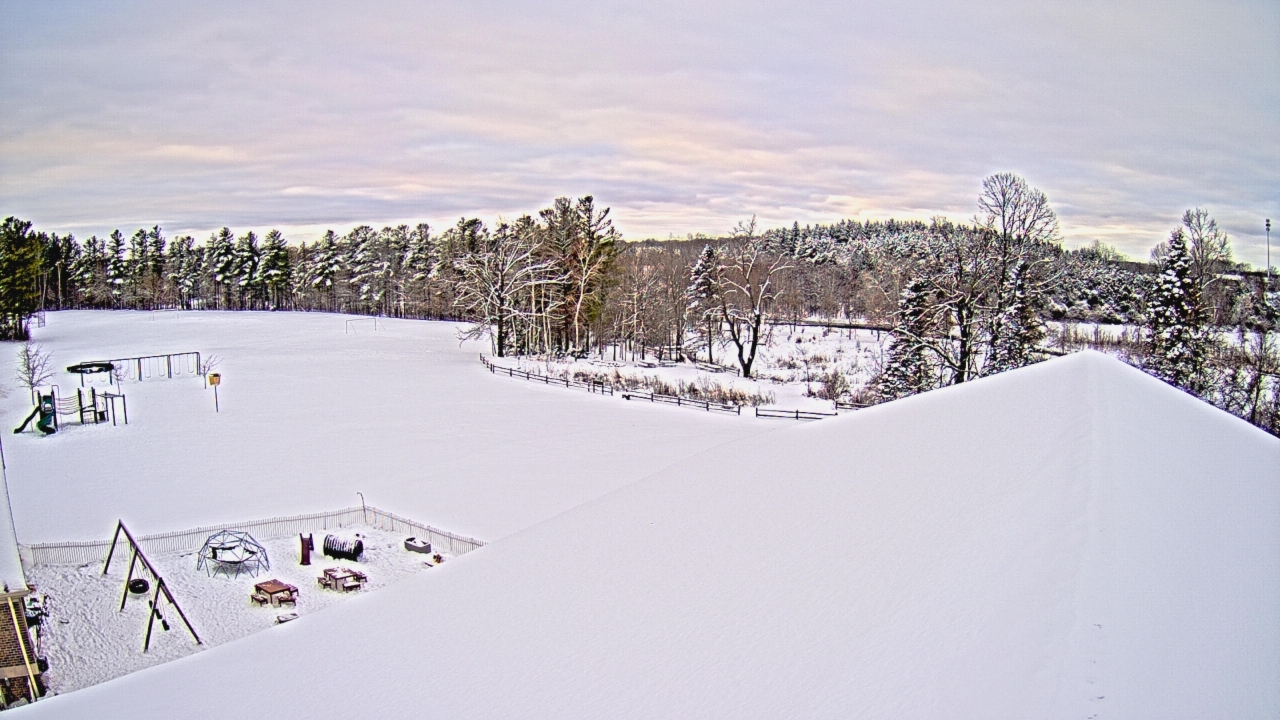 Thumbnail for current weather camera view from St Johns Lutheran School in Newburg, Wisconsin