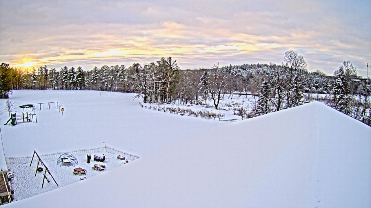 Thumbnail for current weather camera view from St Johns Lutheran School in Newburg, Wisconsin
