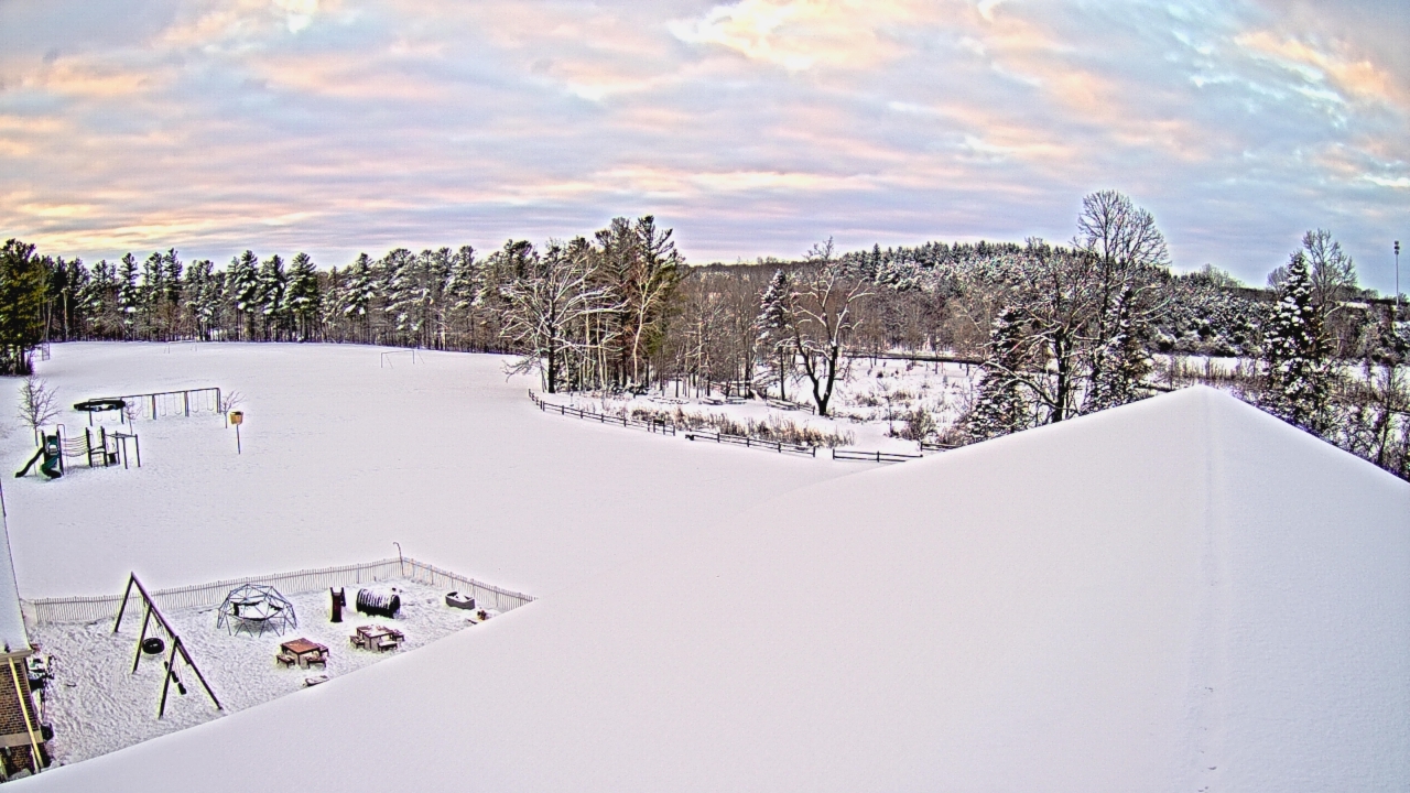 Thumbnail for current weather camera view from St Johns Lutheran School in Newburg, Wisconsin
