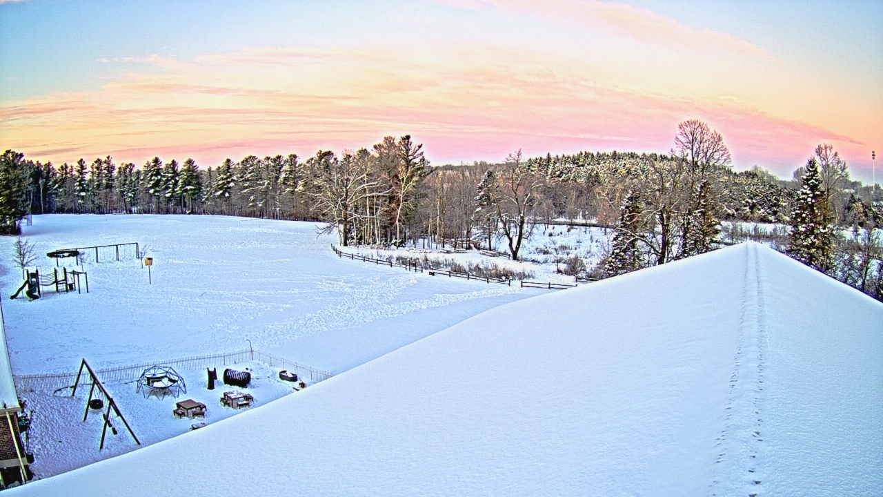 Thumbnail for current weather camera view from St Johns Lutheran School in Newburg, Wisconsin